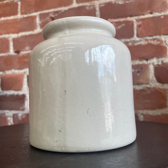 Antique Stoneware Crock Jar with Rolled Lip – Embossed "LAB" Base - Picture 3 of 6